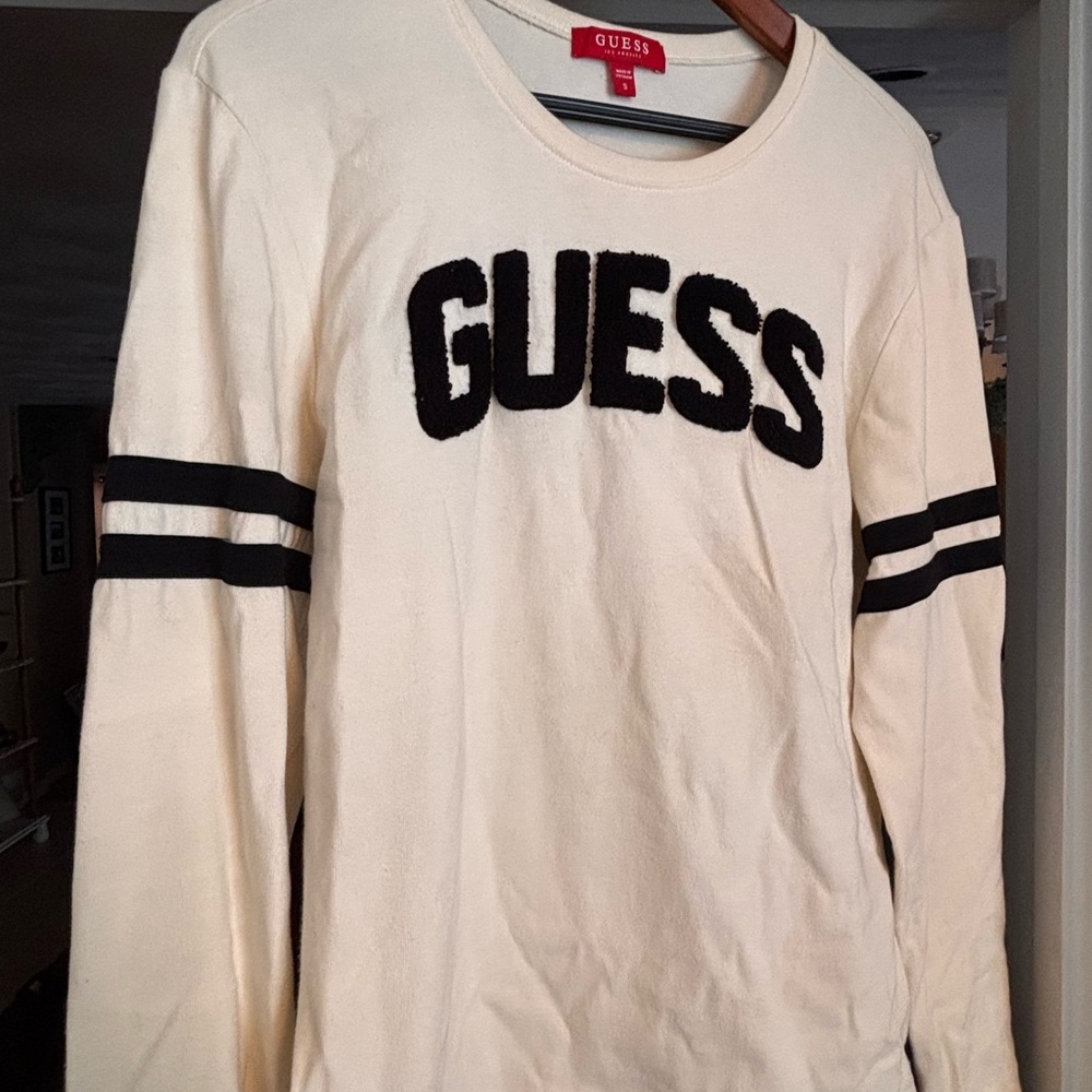 Guess Ivory and Black Logo shirt MENS - Picture 5 of 5
